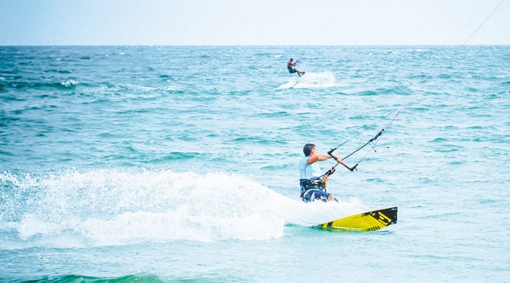 kite surfing Mui Ne