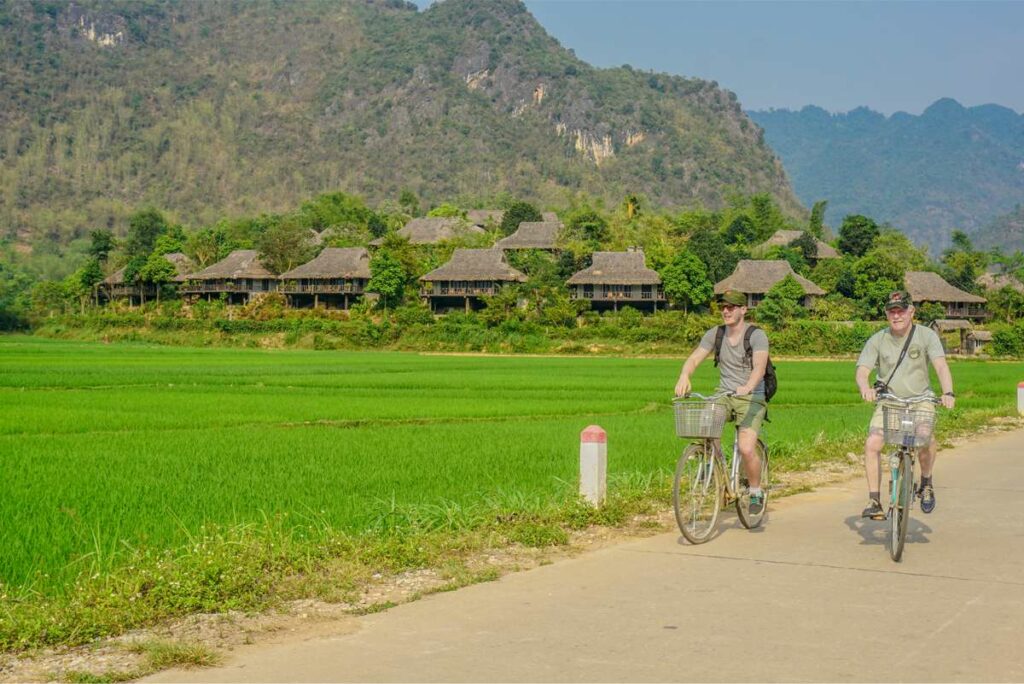 Cycling in Mai Chau