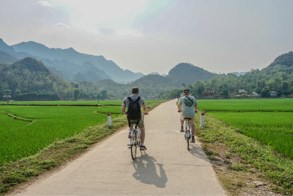 Cycling in Mai Chau