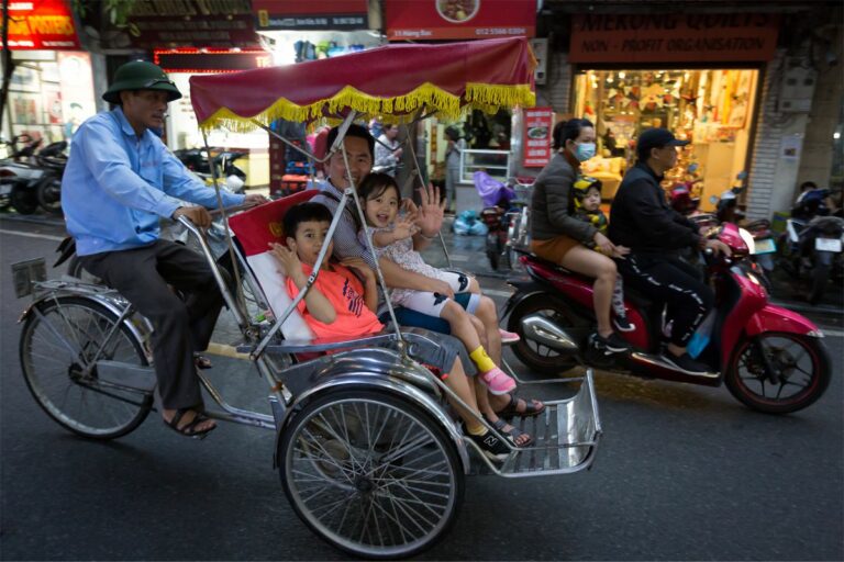 Hanoi cyclo tour