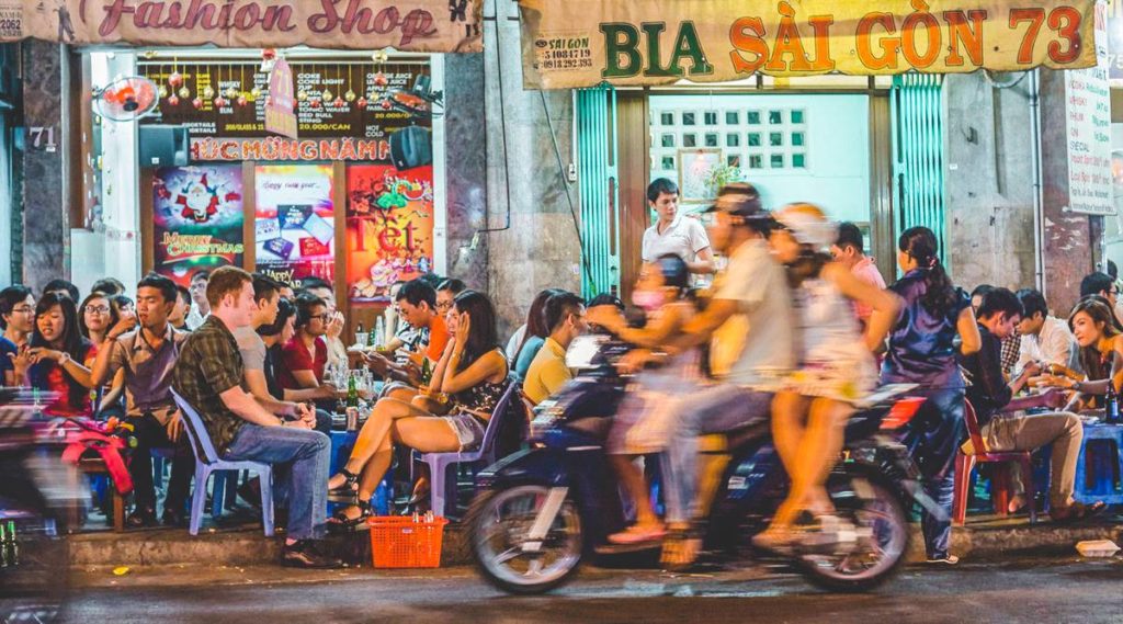 street food at Bui Vien street