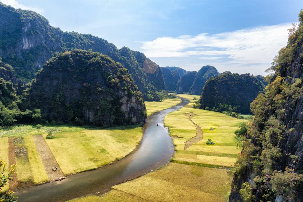 Tam Coc boat trip