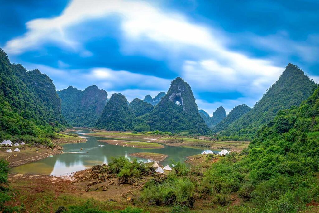 Angel Eye Mountain in Cao Bang