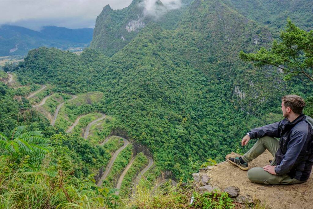 Viewpoint of Me Pja pass in Cao Bang