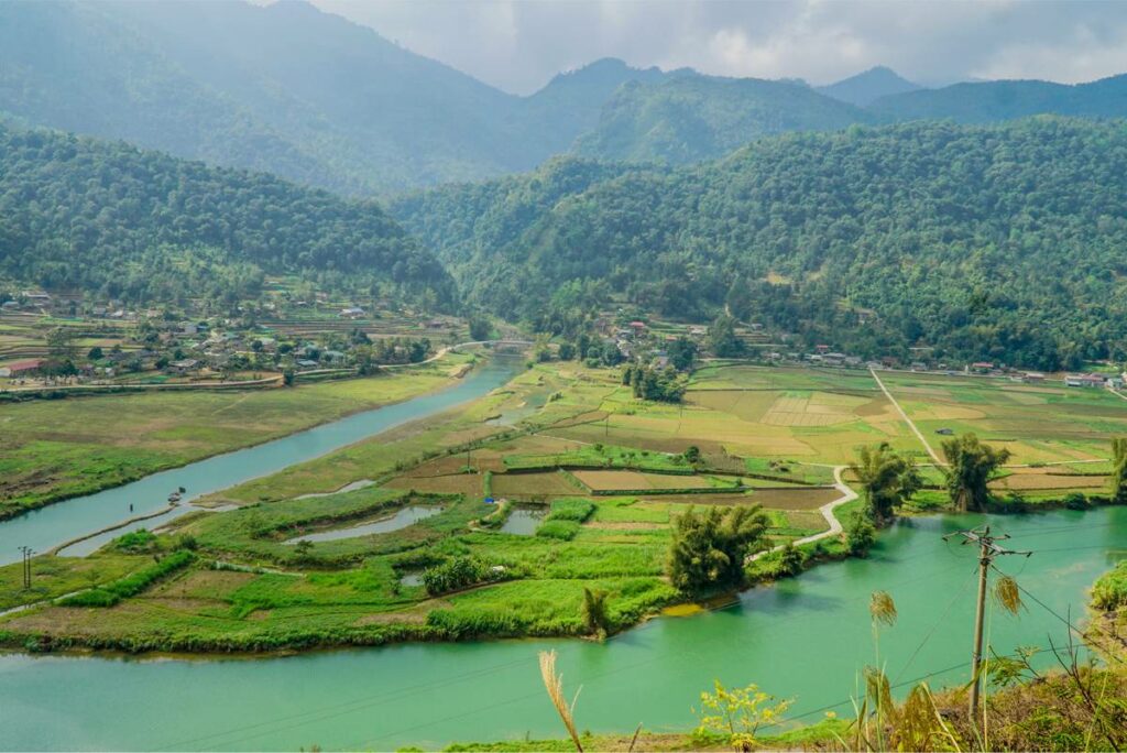 trekking in Quang Ba