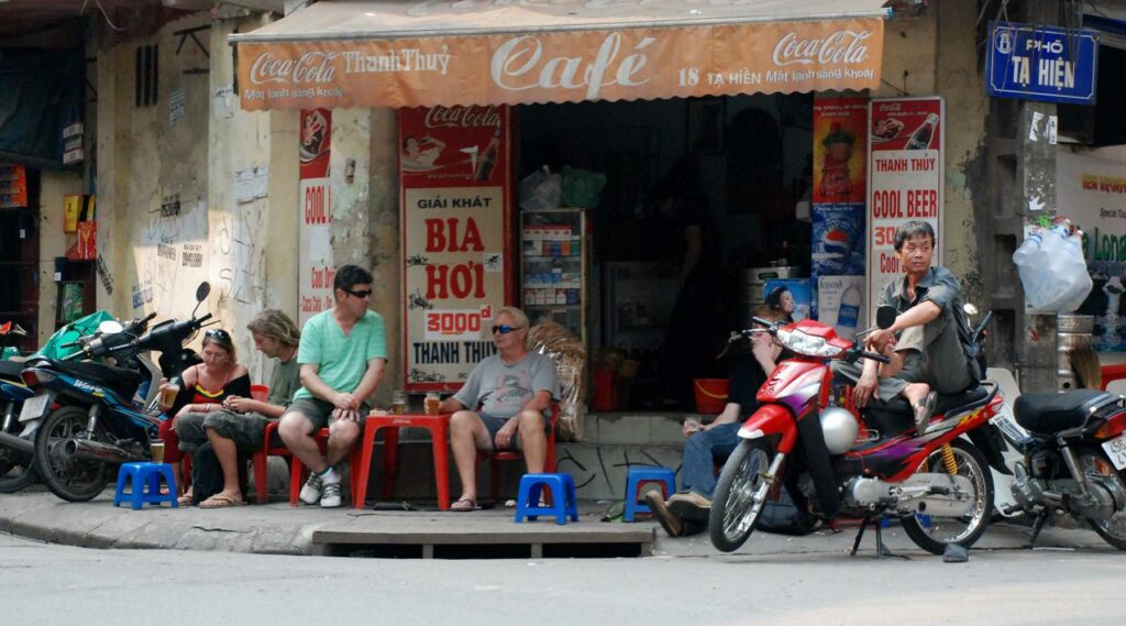 Bia Hoi in Hanoi