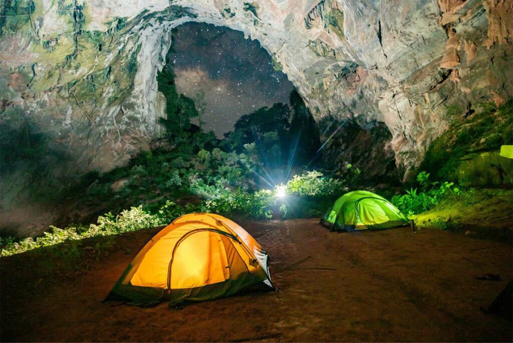 Hang Pygme camping