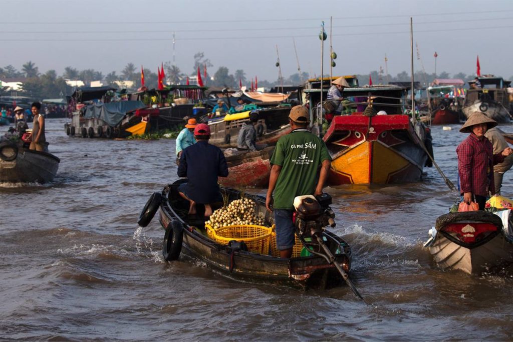 Cai Rang floating market