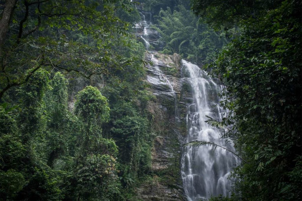 Khe Kem Waterfall