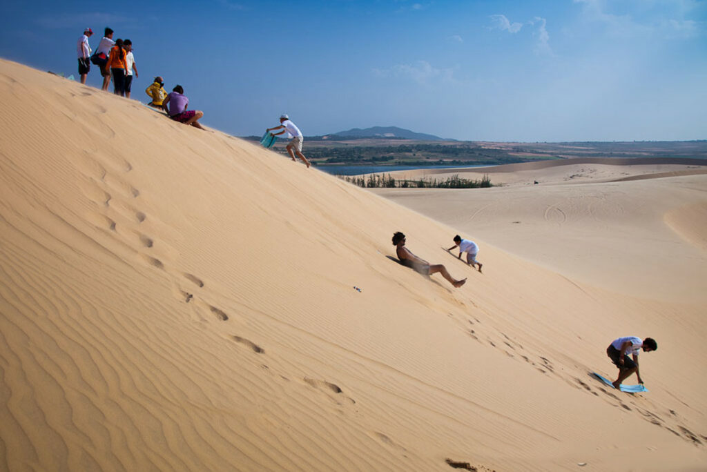 Mui Ne sand dunes sliding