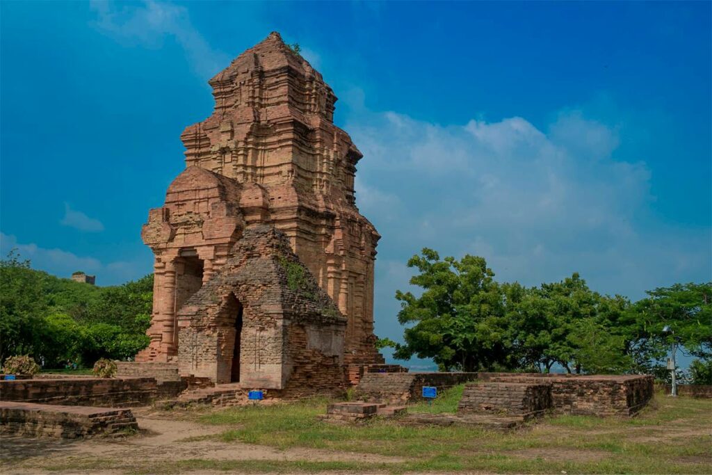 Po Shanu Cham Towers