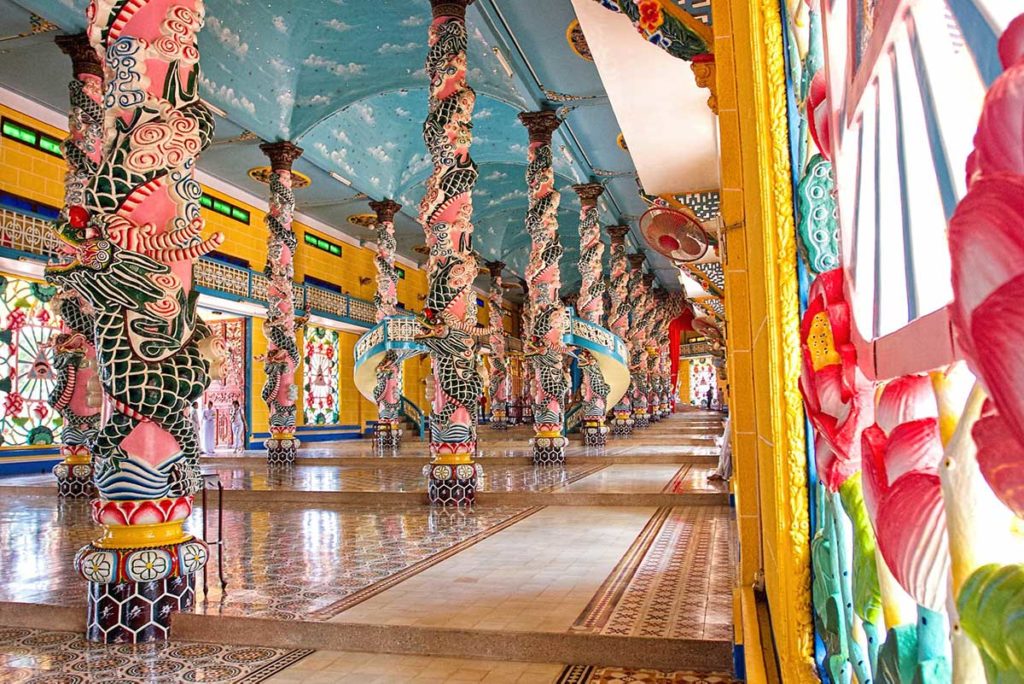 Cao Dai Temple