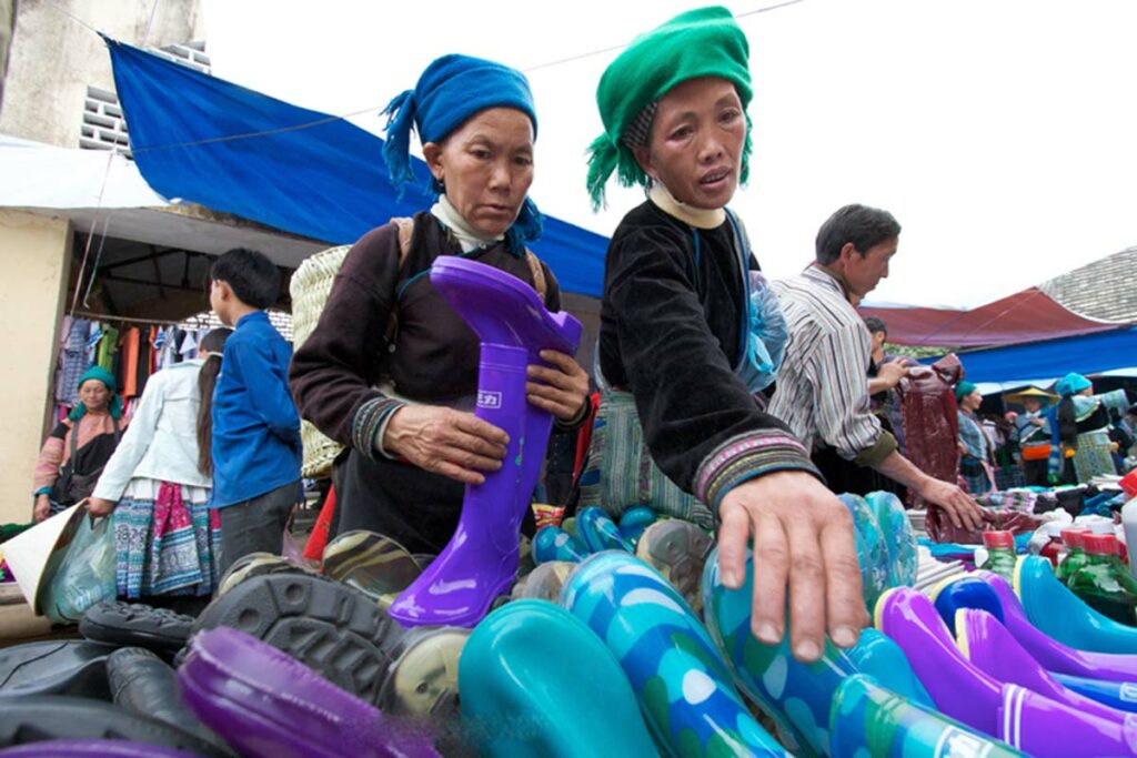 Muong Hum Market