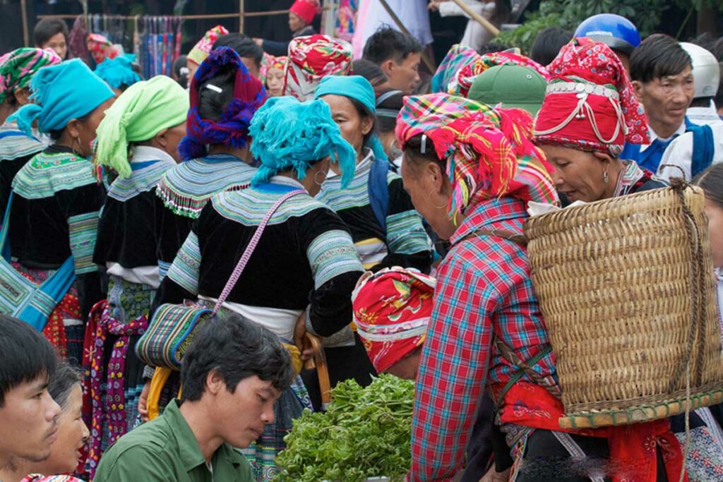 Muong Hum Market