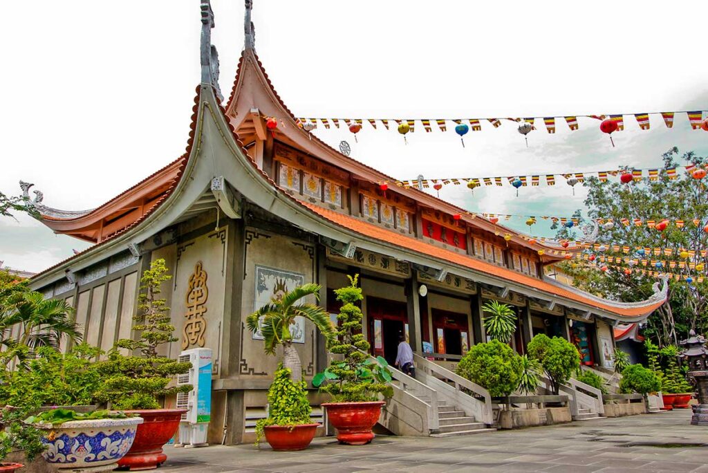 Vinh Nghiem Pagoda