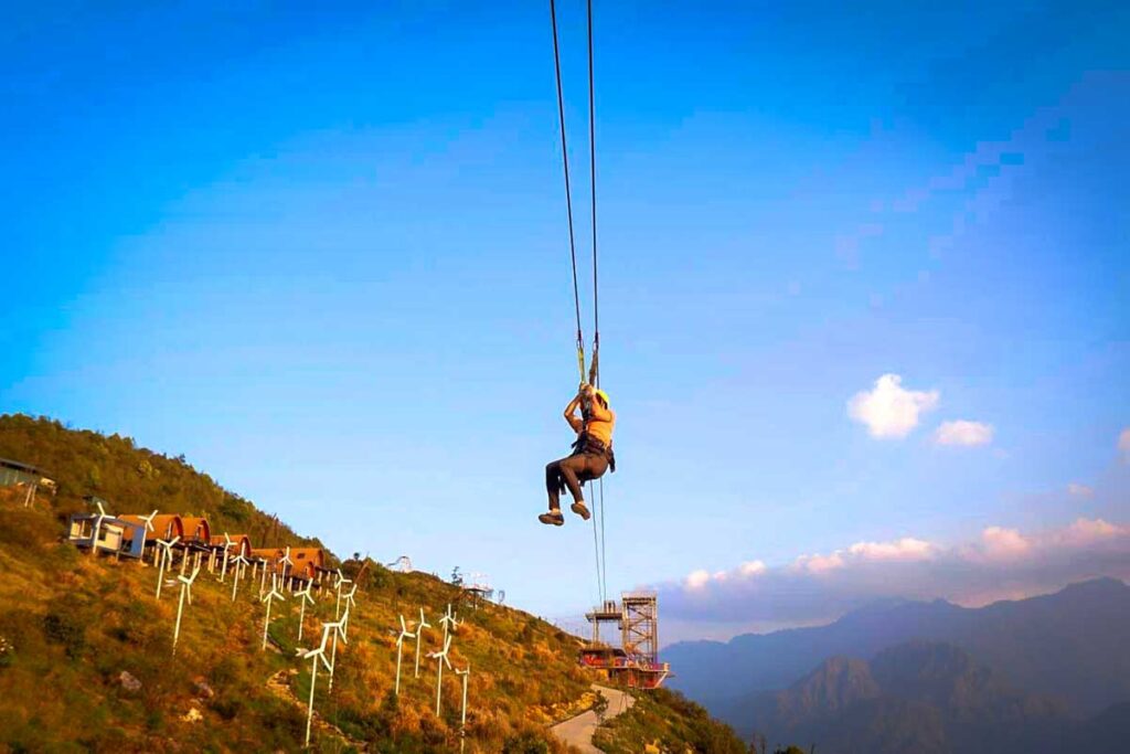 zipline at Cau Kinh Rong May amusement park