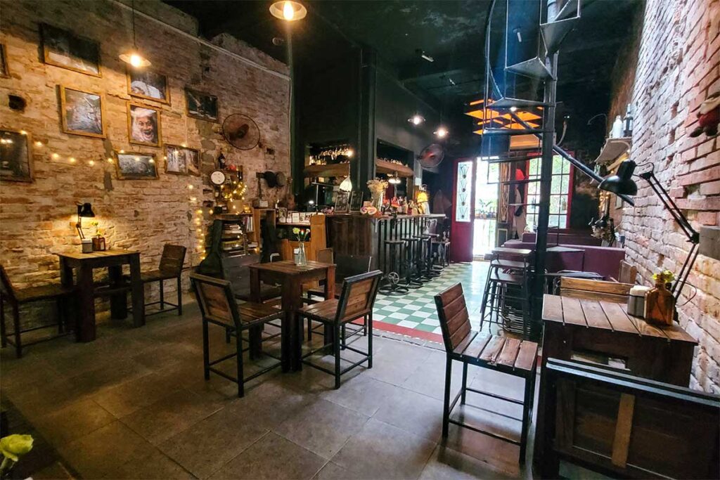 Hidden Alley Cafe in Hanoi: The cozy, traditional decor of this hidden gem cafe in Hanoi creates an intimate and Instagrammable atmosphere.