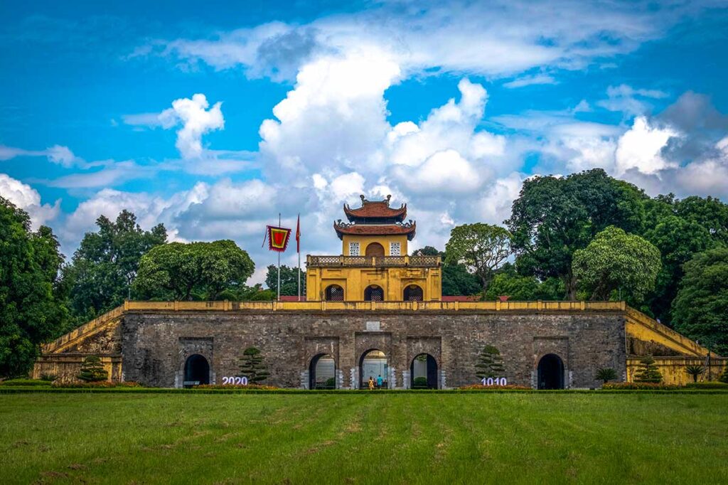 Doan Mon (Main Gate): The imposing Doan Mon, the southern entrance to the Imperial Citadel of Thang Long. (Imperial Citadel of Thang Long)