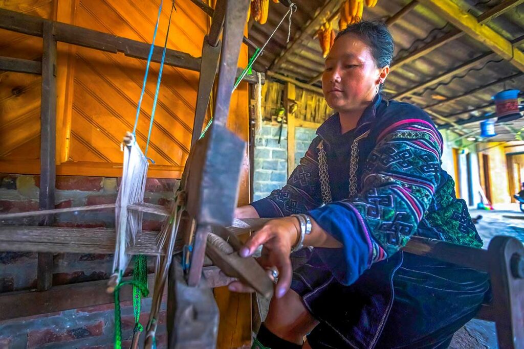 Hmong minority weaving embroidery in Lao Chai Village