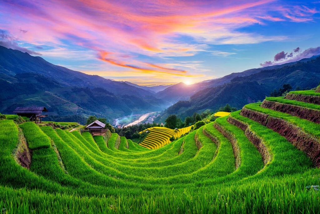 Horse Shoe Hill viewpoint of Mu Cang Chai