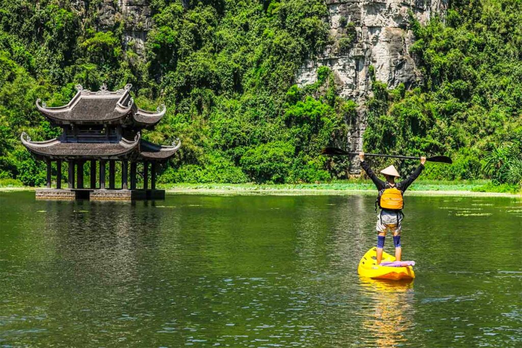 Kayaking in Trang An - Ninh Binh