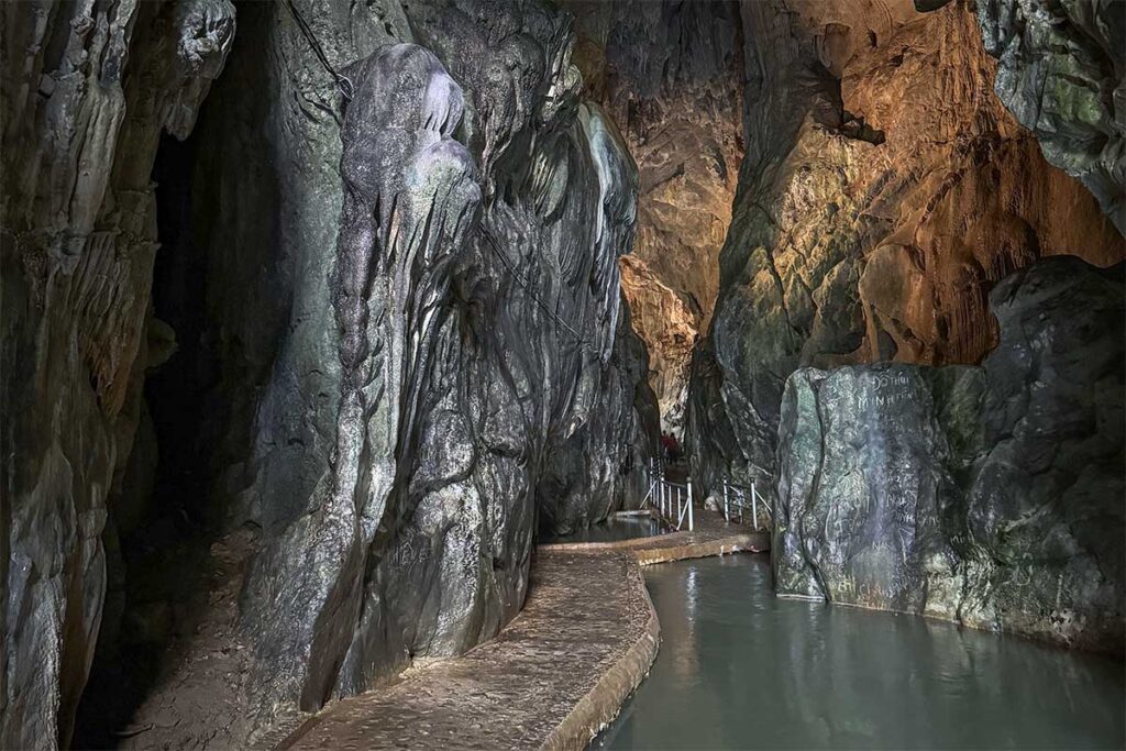 A small and narrow cave at Mam Stream in Bac Son Valley