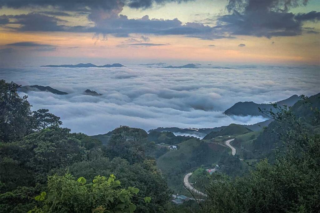 Clouds hanging below Mau Son Mountain