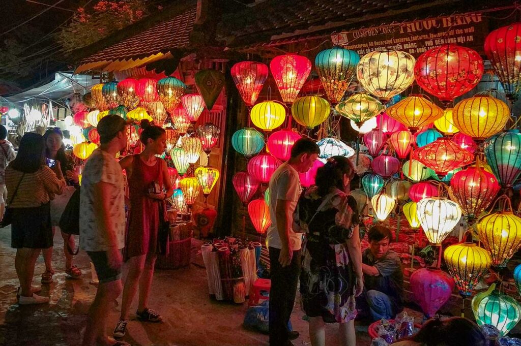 Colorful lanterns lighting up the Hoi An Night Market – one of the best things to do in Hoi An after dark.