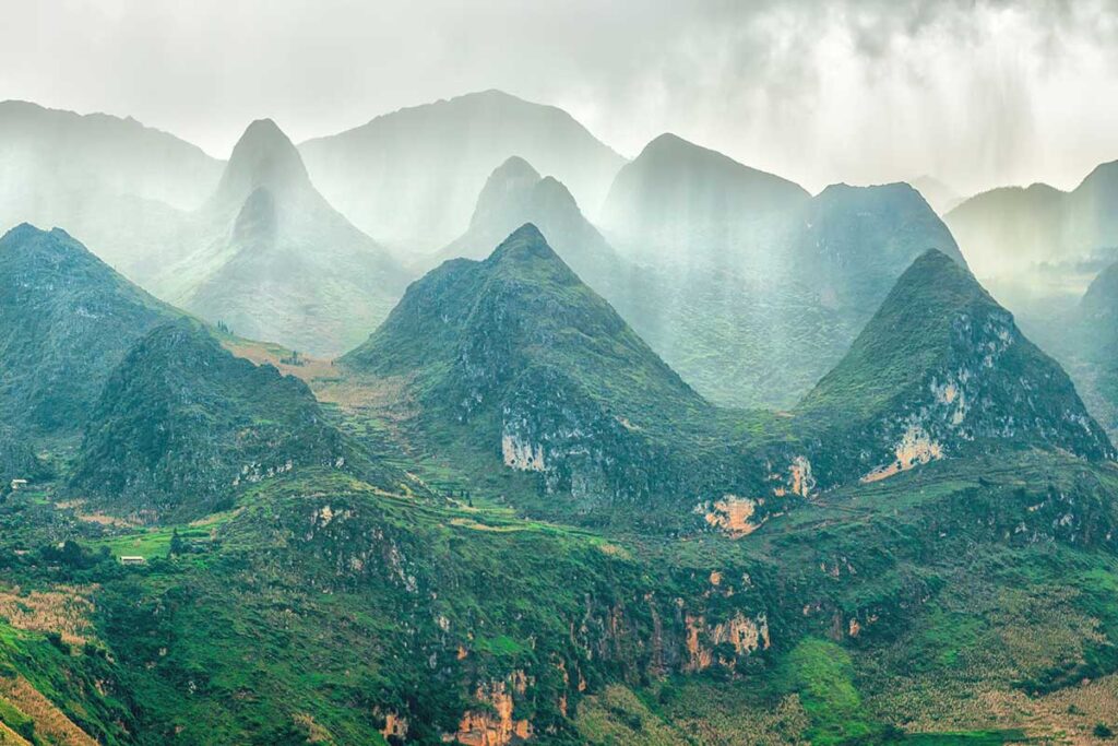 Raining in the mountains of Ha Giang