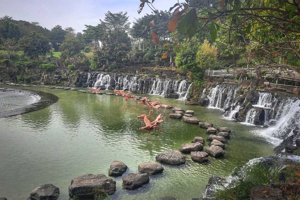 Suoi Mo Waterfall