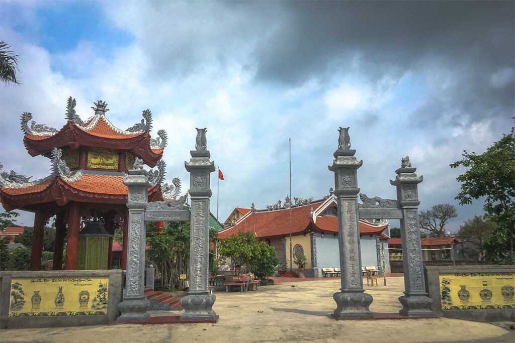 ommunal House of Chu Dau