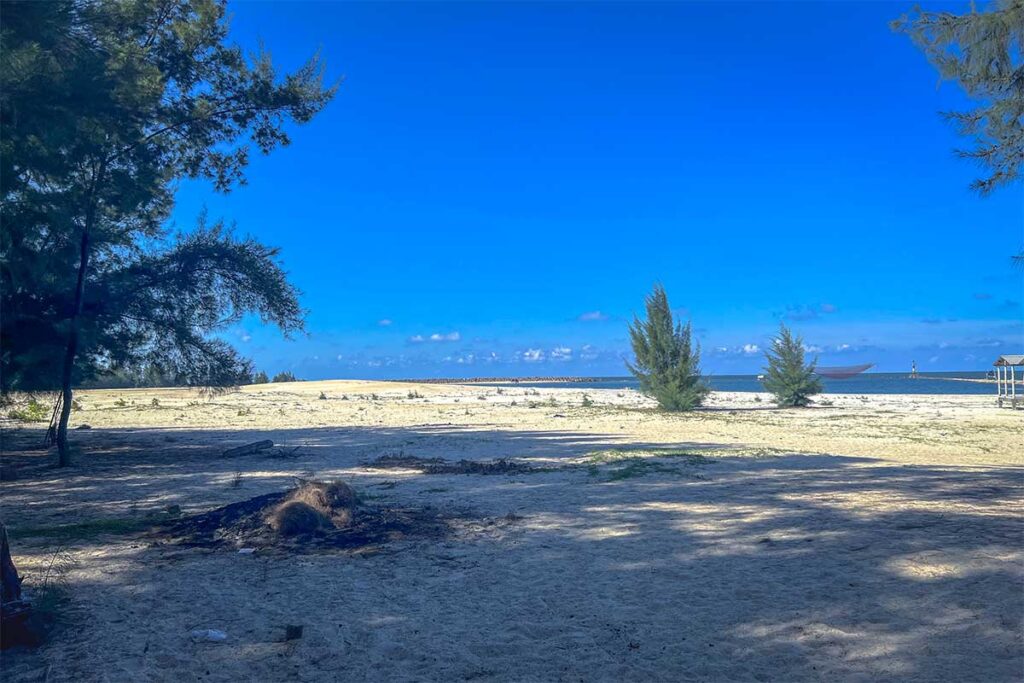White sandy part of Hai Duong Beach in Hue
