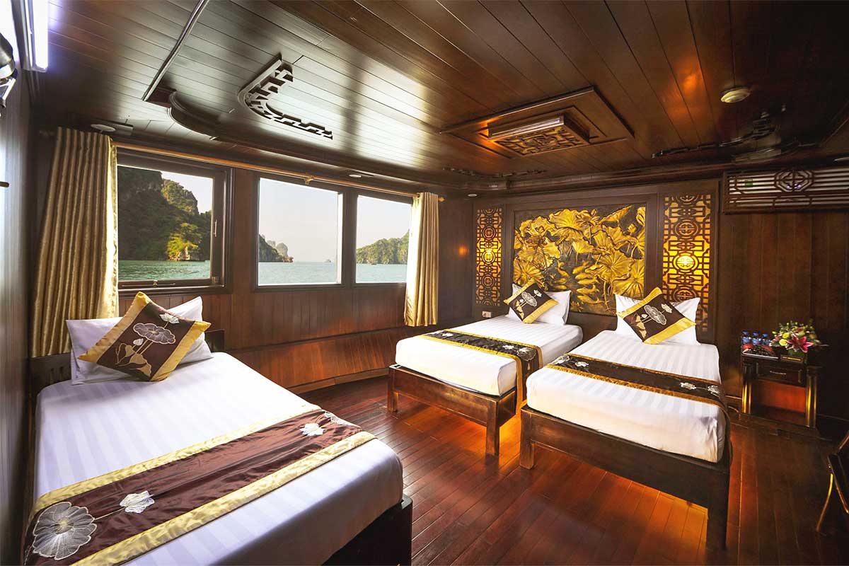 Spacious cabin on Renea Cruise