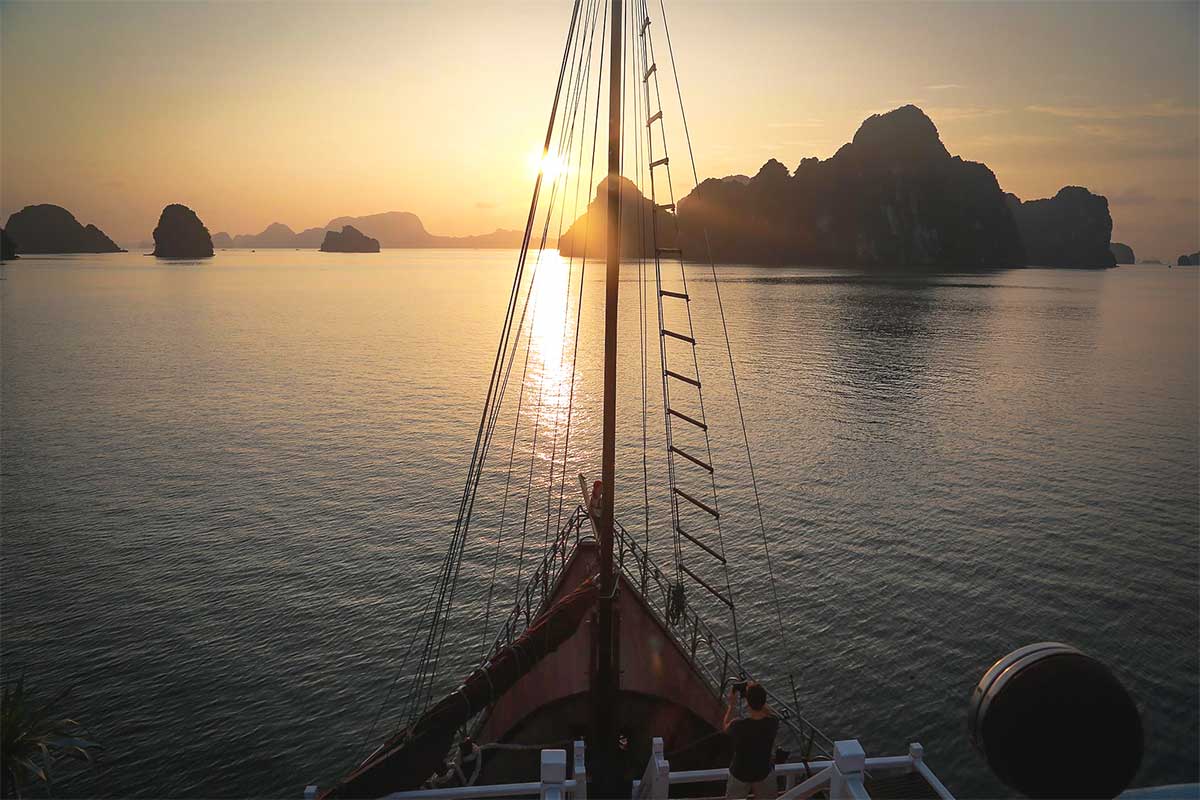 Sunset on Renea Cruise in Bai Tu Long Bay