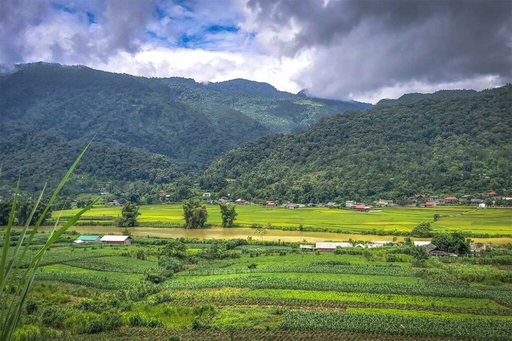 A countryside view of Lung Tam Valley