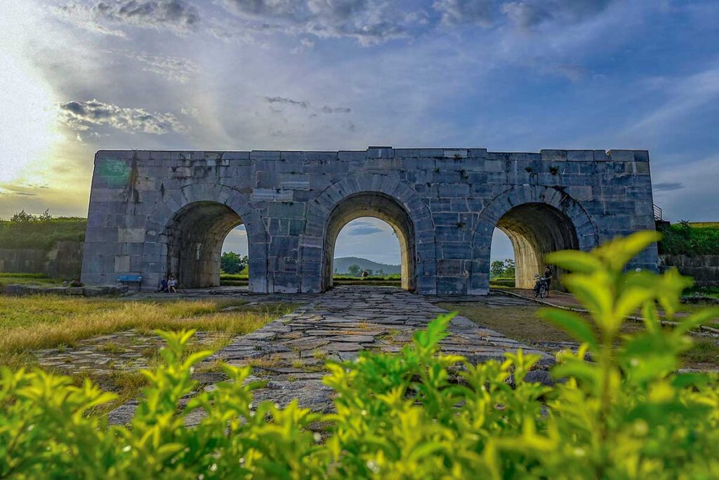 The three gate main entrance of Ho Citadel