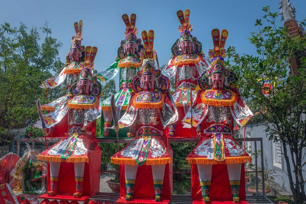Joss paper Tran Hung Dao dolls at Kiep Bac Temple