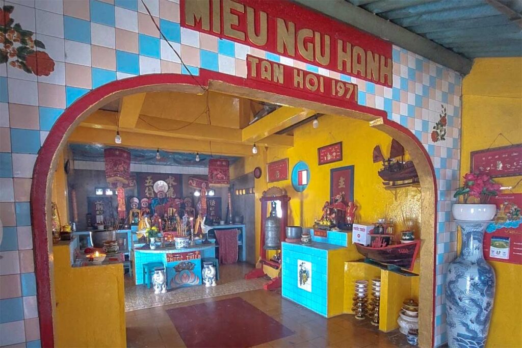 An altar inside Hon Ba Temple in Vung Tau