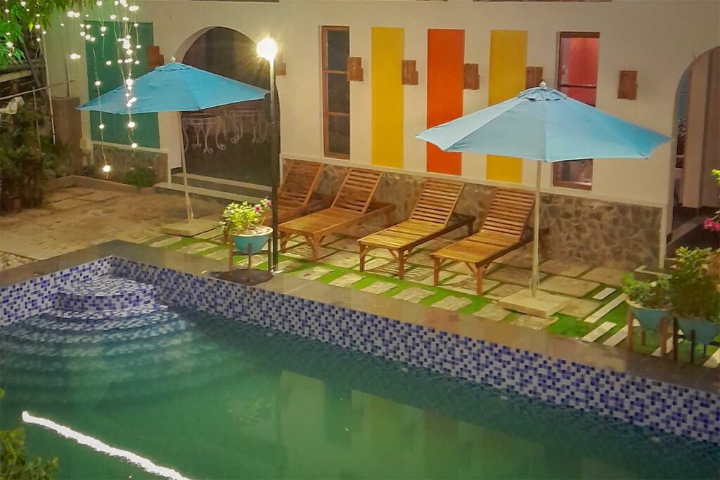 The small pool area of The Nam Du Hill hotel