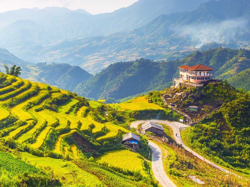 muong hoa road 1 The Muong Hoa Road going from Sapa through the Muong Hoa Valley with rice fields