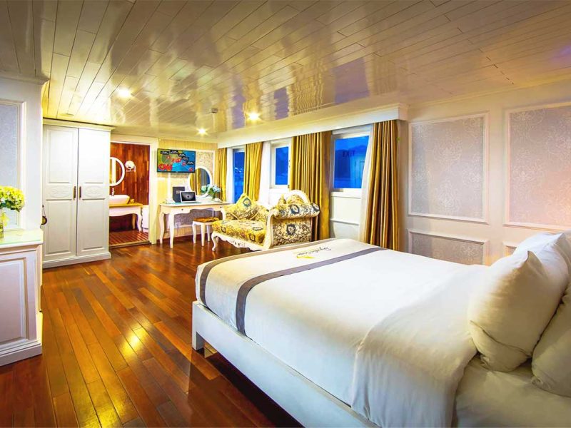 signature bai tu lung bay cruise 15