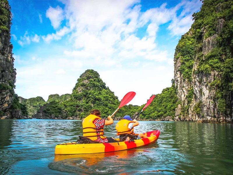 signature bai tu lung bay cruise 18