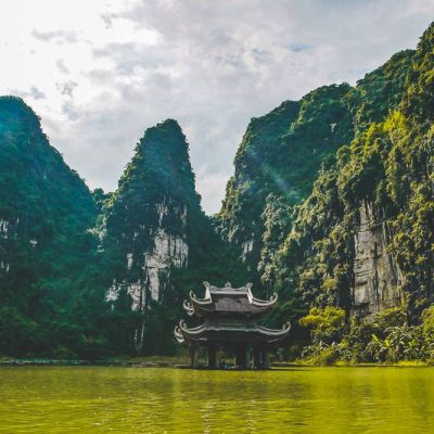 Trang An boat trip in Ninh Binh