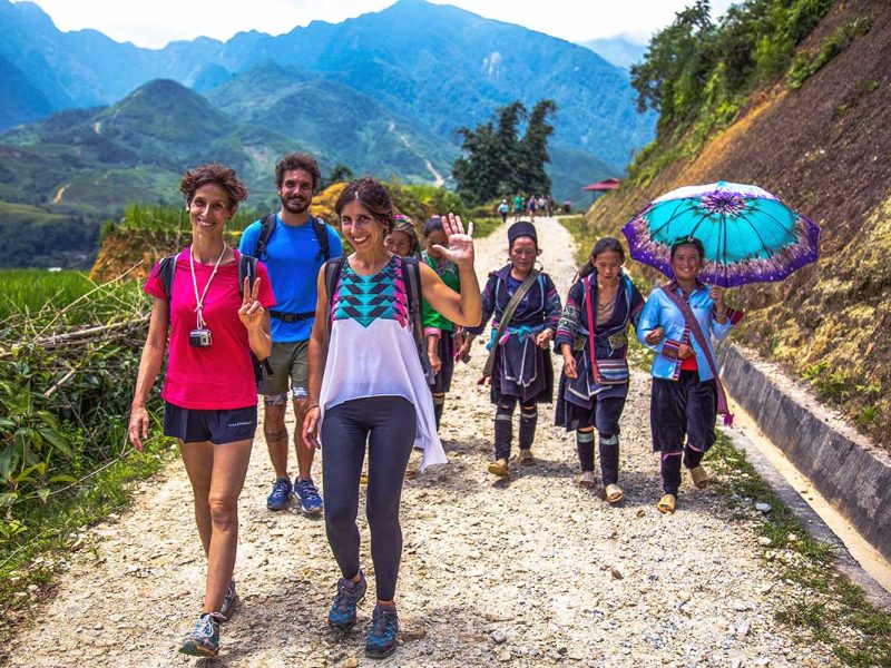 trekking in sapa 2 Trekking in Sapa with ethnic pople